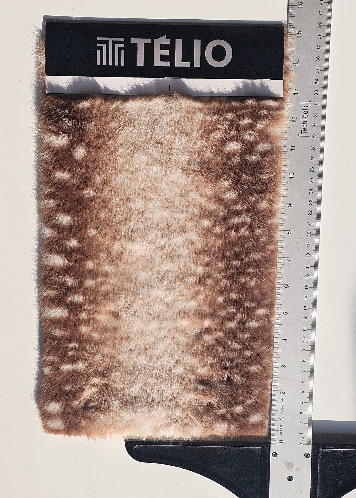 Faux Fur Deer - Beige/Brown